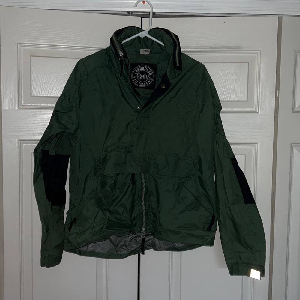 Vintage Land Rover Lightweight jacket with packable hood green